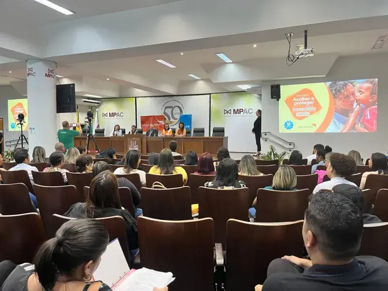 Encontro discute a implantação de uma rede de atendimento e escuta protegida para meninas e meninos vítimas ou testemunhas de violência e evitar sua revitimização, em municípios que participam do Selo UNICEF. 