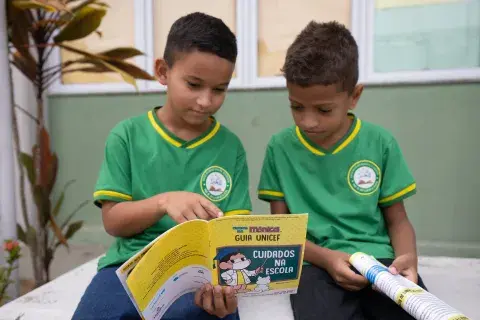 UNICEF e parceiros impulsionam ações de proteção às crianças e adolescentes por meio de projeto para fortalecer protocolos de prevenção e controle de infecções no ambiente escolar