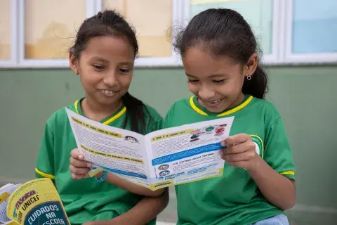 UNICEF e parceiros impulsionam ações de proteção às crianças e adolescentes por meio de projeto para fortalecer protocolos de prevenção e controle de infecções no ambiente escolar