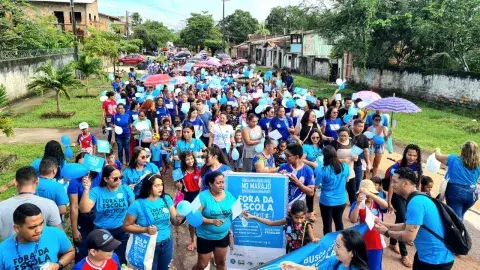 Em Cachoeira do Arari, crianças, adolescentes e profissionais das escolas vão às ruas para clamar: "Fora da Escola Não Pode".